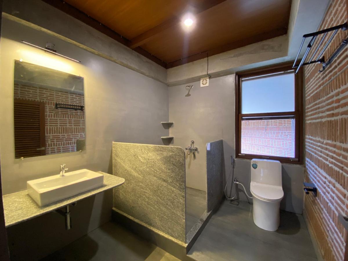 Ostel In Hostel Pondicherry Exterior photo